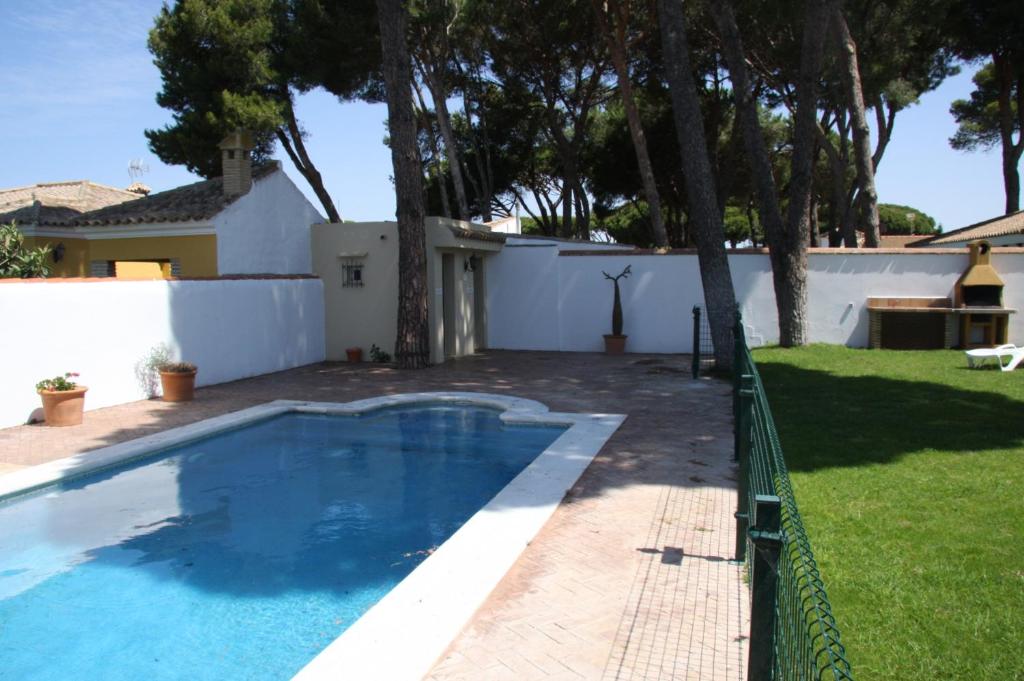 Bazén v ubytovaní Moderno y amplio chalet, con piscina privada alebo v jeho blízkosti