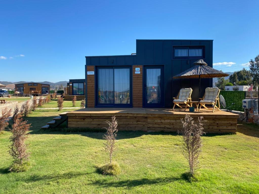 Lavira Tiny House Village - Housity
