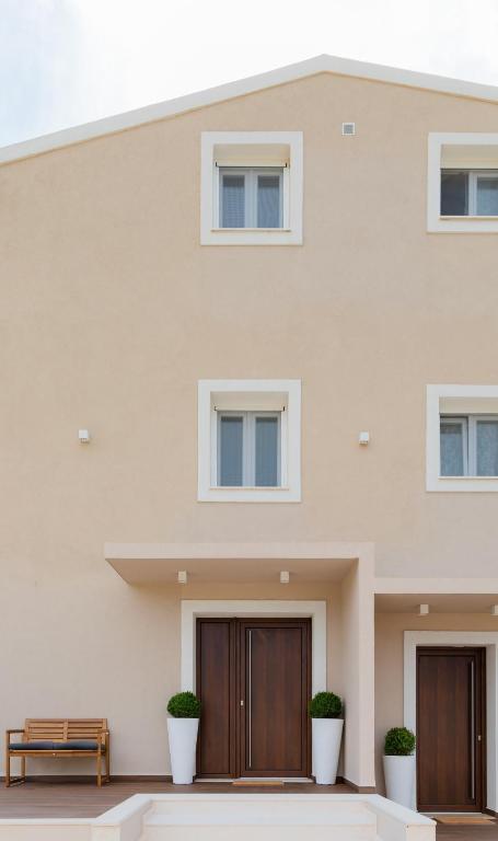Budova, kde se apartmán nachází