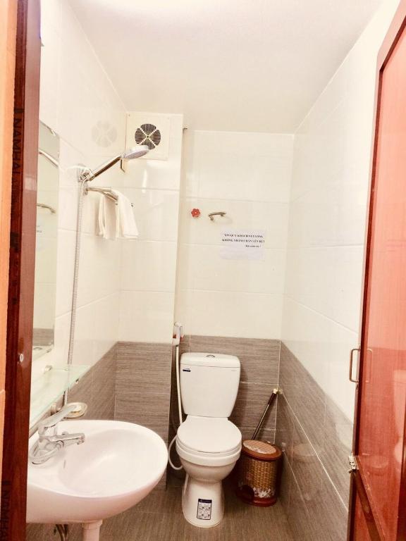 New Nhat Minh HomeStay & Tour - 9