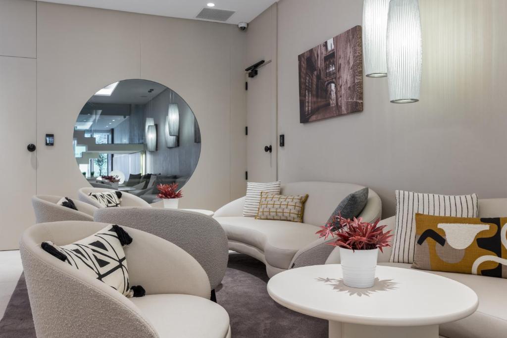 Royal Ramblas - Resim 29