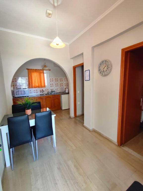 Kuchyňa alebo kuchynka v ubytovaní Dionisos Apts Gouvia by Estia