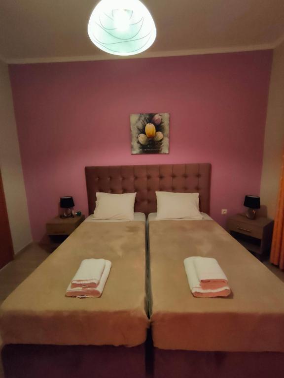Posteľ alebo postele v izbe v ubytovaní Dionisos Apts Gouvia by Estia