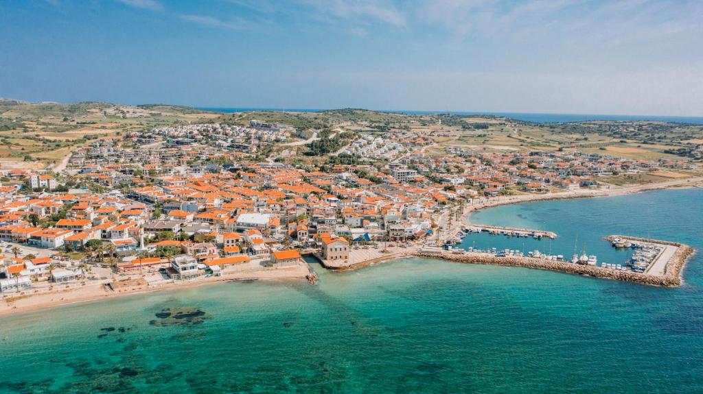 an aerial view of a town on a beach at Nill's Stone House otel in Çeşme
