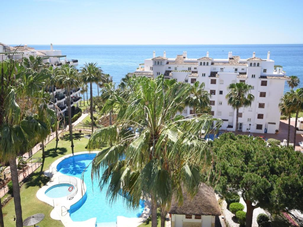 Atico con increíbles vistas al mar, Sitio de Calahonda Updated 2023