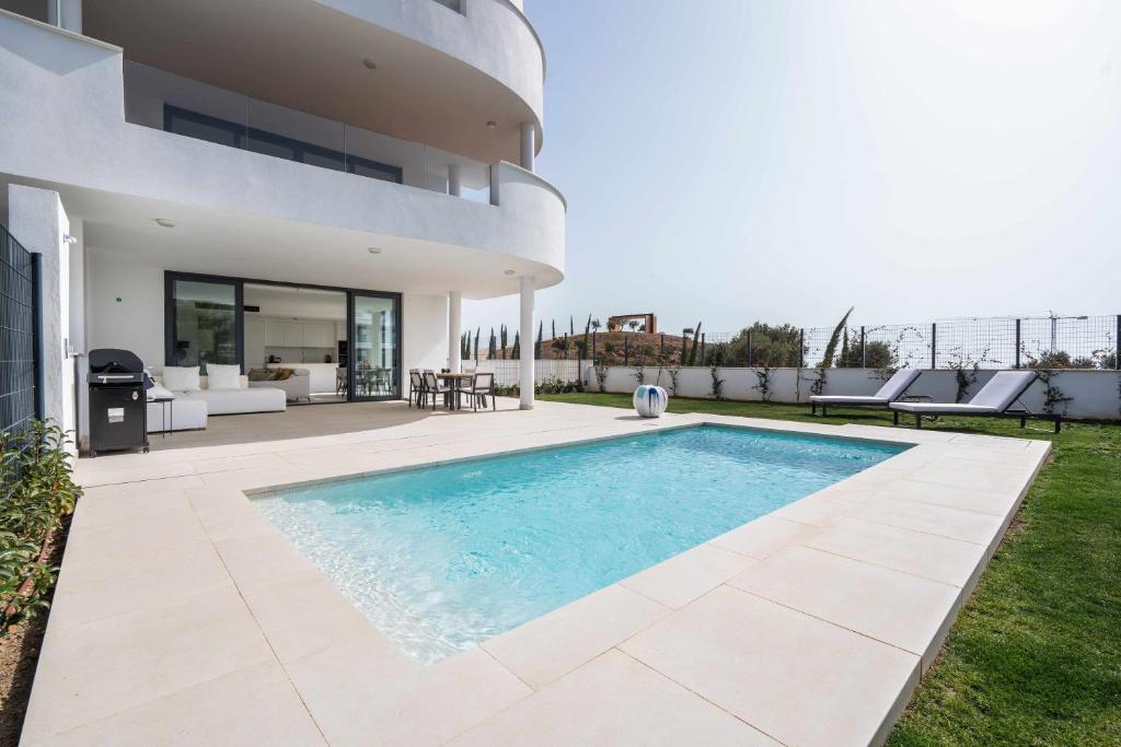 Apartamentos Elegante oasis con piscina privada en Fuengirola, Andalucía