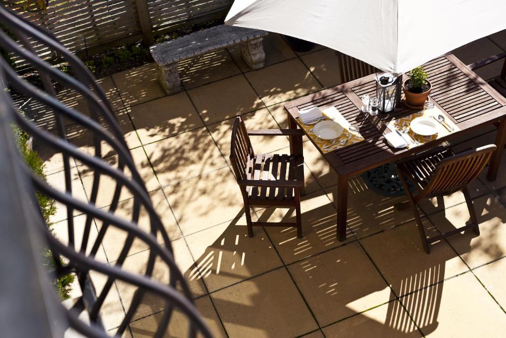 Browns Boutique Hotel - Resim 18