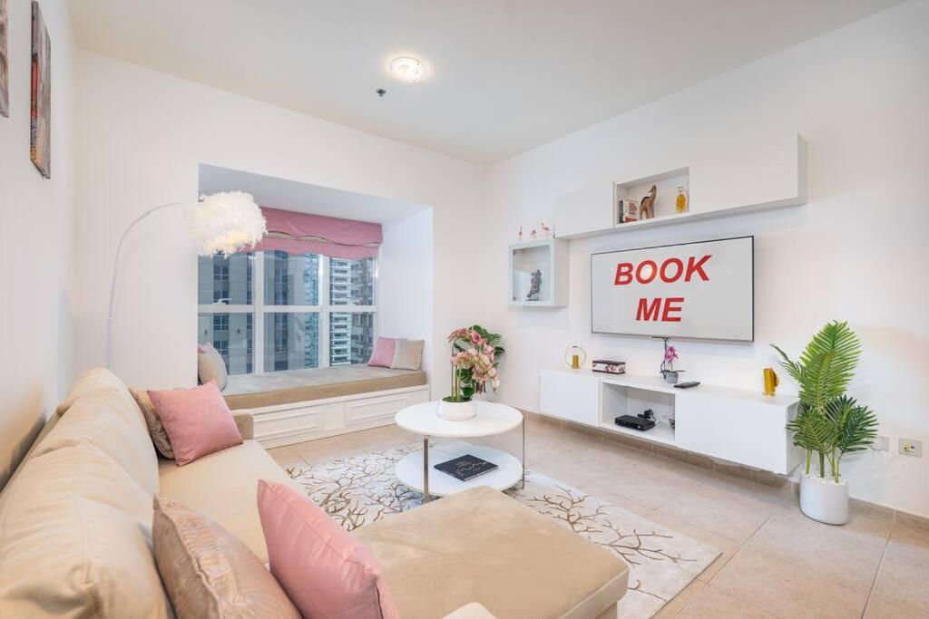 Wow! Amazing space in Dubai Marina!, Dubai (updated prices 2024)