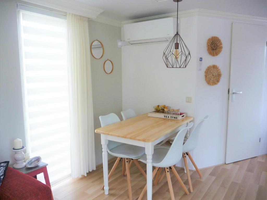Fotografie z fotogalerie ubytování CHALET36 in GROU v destinaci Grou