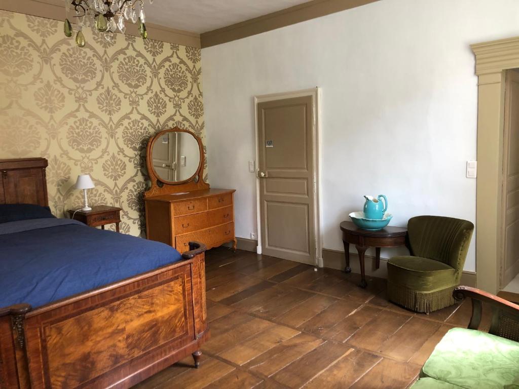 Résidence étoile - Double Room With Private Bathroom