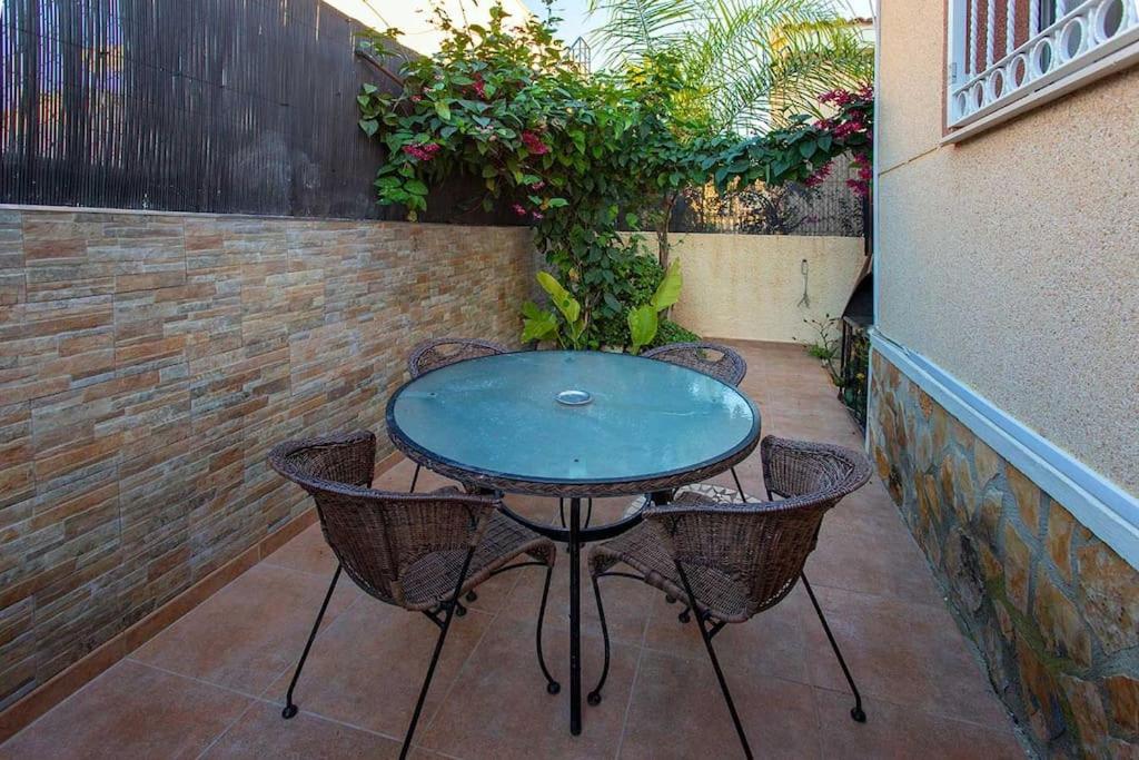 Fotografie z fotogalerie ubytování CH Casa Clementina Rojales v destinaci Alicante