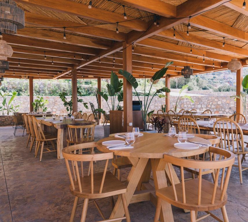 Restaurace v ubytování The Nest Resort