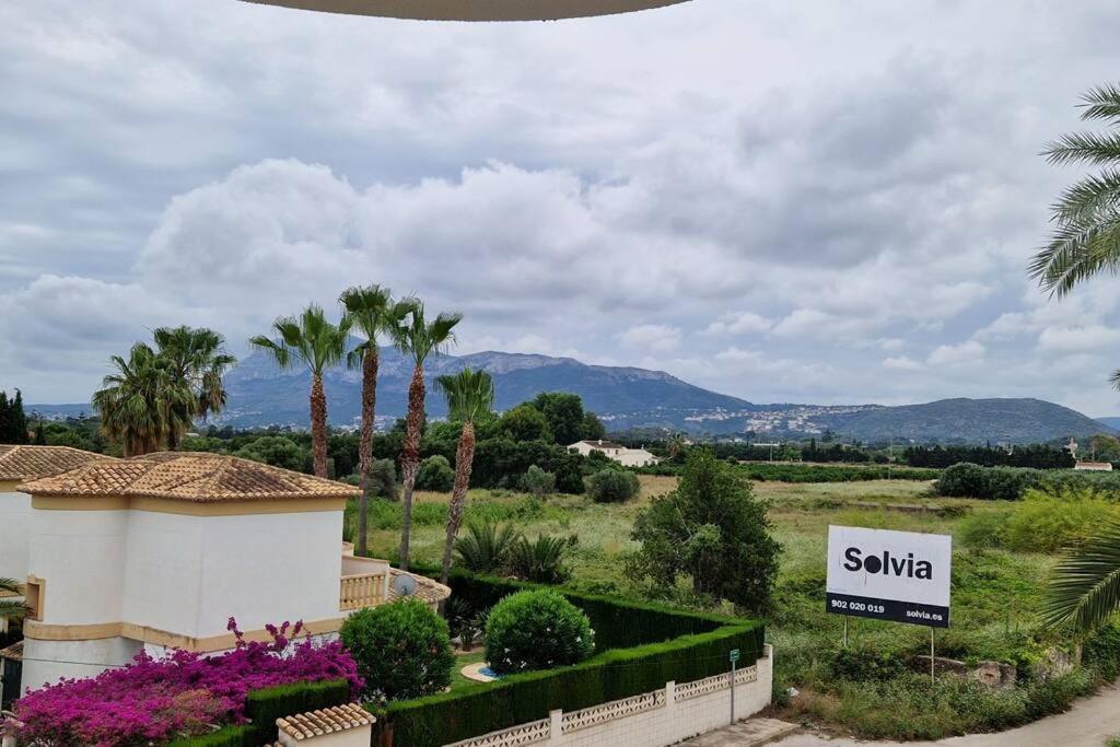 En Denia, urbanización el palmar con piscina, toboganes y ...