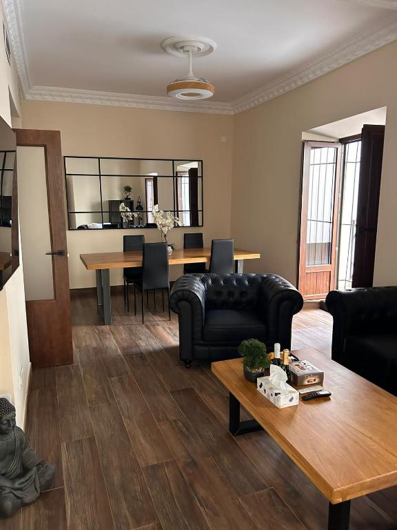 Moratin n3 apartamento 150m2 en el centro