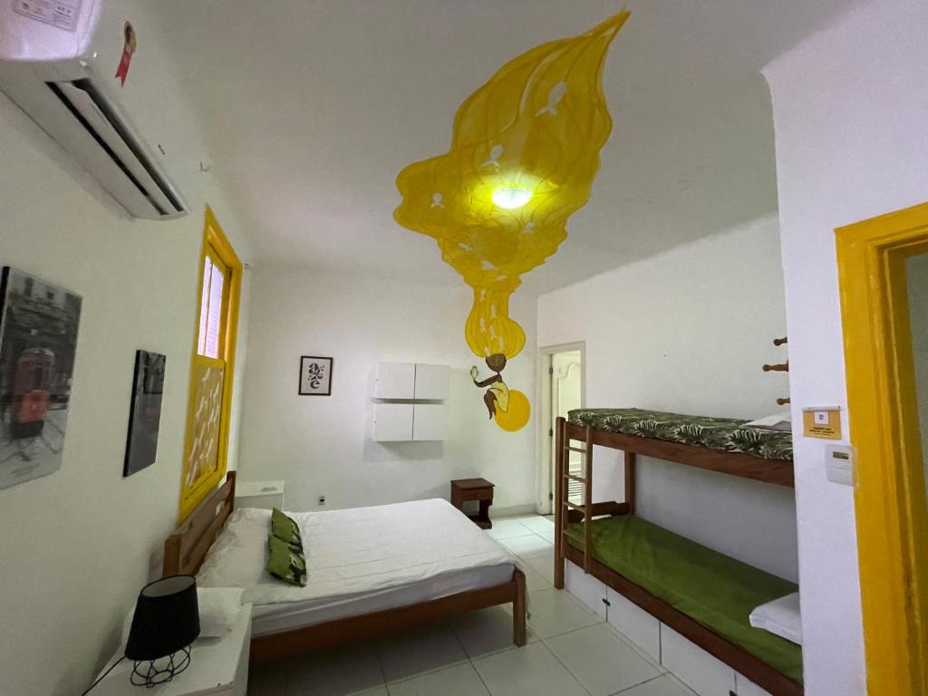 Postel nebo postele na pokoji v ubytování Solcity Hostel