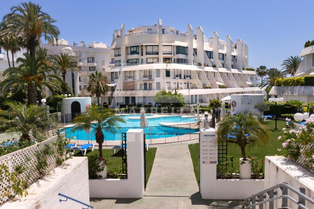 Bazén v ubytování Marbella House 46 Duplex nebo v jeho okolí