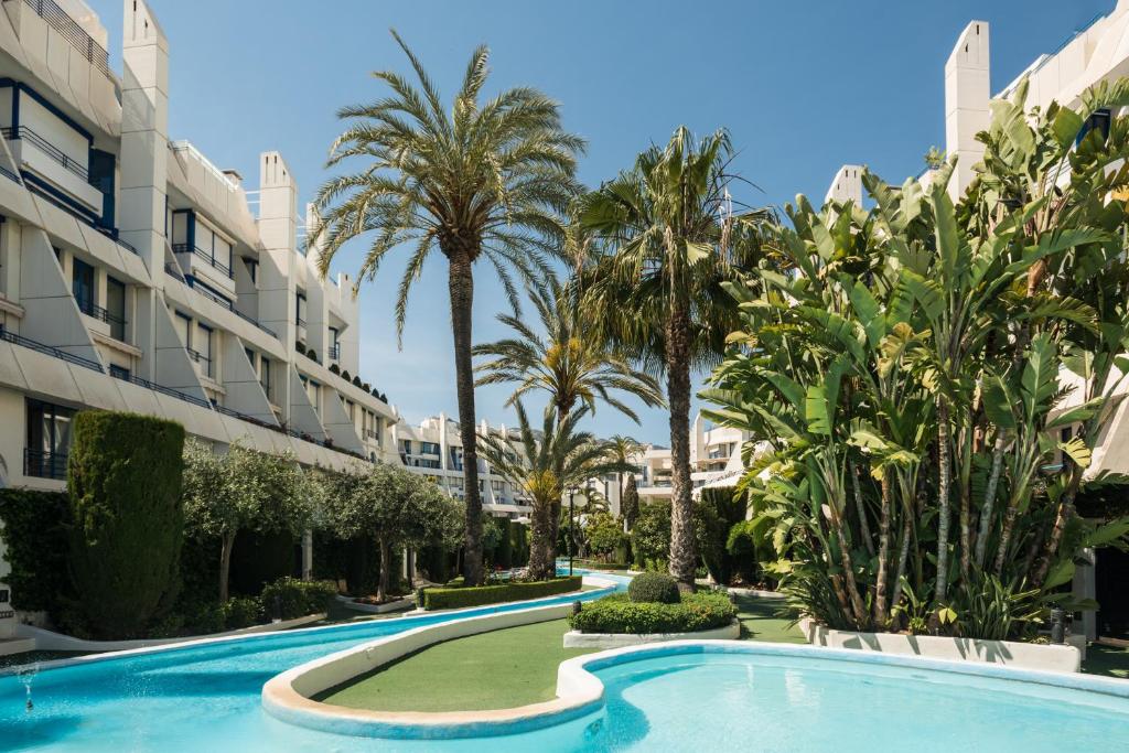 Bazén v ubytování Marbella House 46 Duplex nebo v jeho okolí