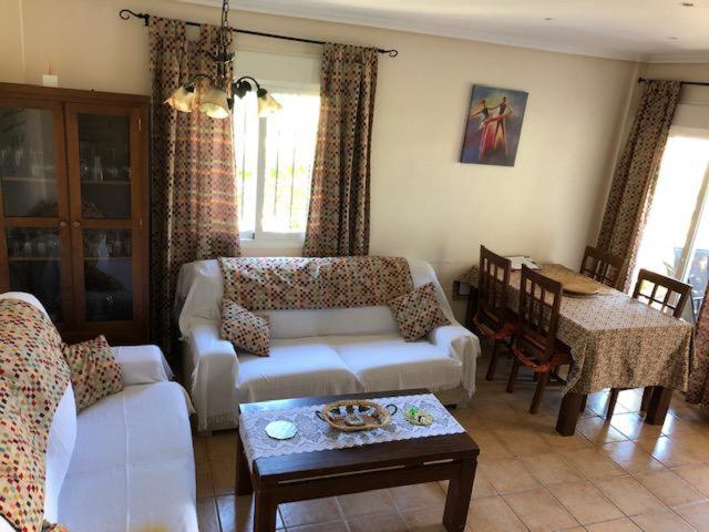 Posezení v ubytování DUPLEX AL ANDALUS THALASSA