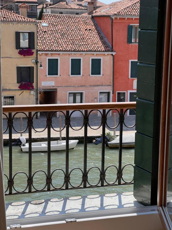 Balkón nebo terasa v ubytování Venezia Canal View