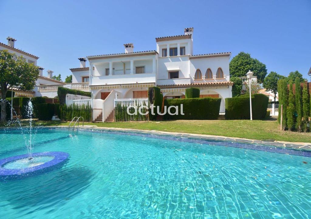 The swimming pool at or close to LAS GAVIOTAS 13