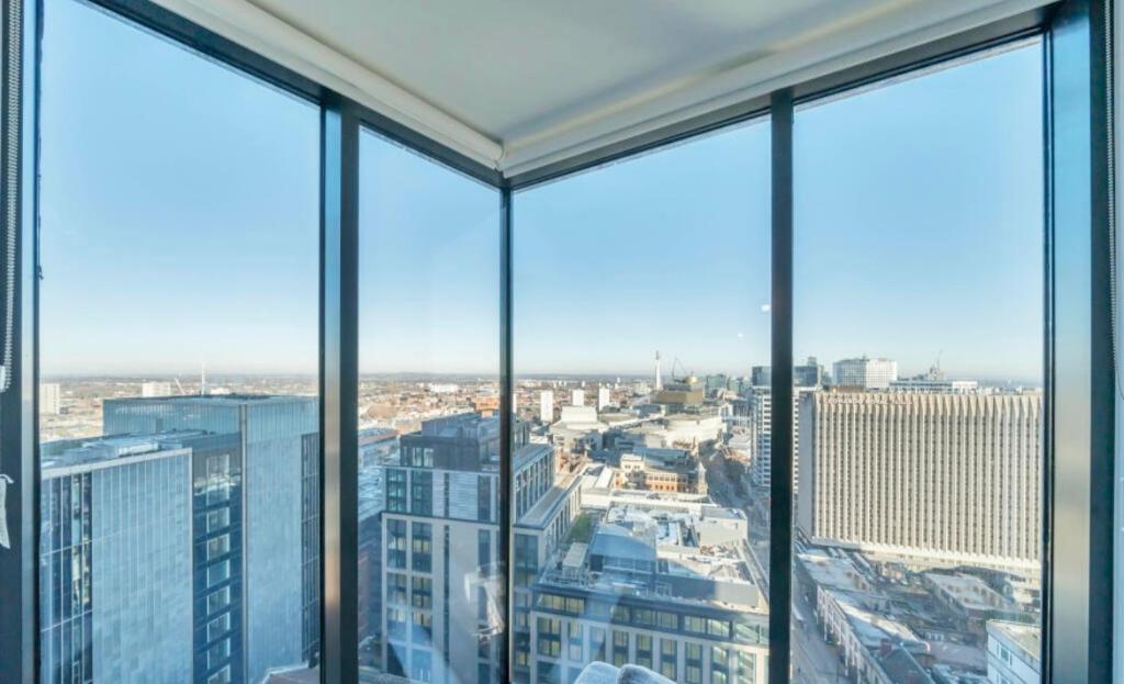 City View Apartments Broad Street Free WiFi Smart TV, Birmingham