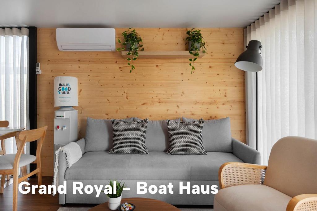 Posezení v ubytování Boat Haus - Casas Flotantes frente a Gibraltar