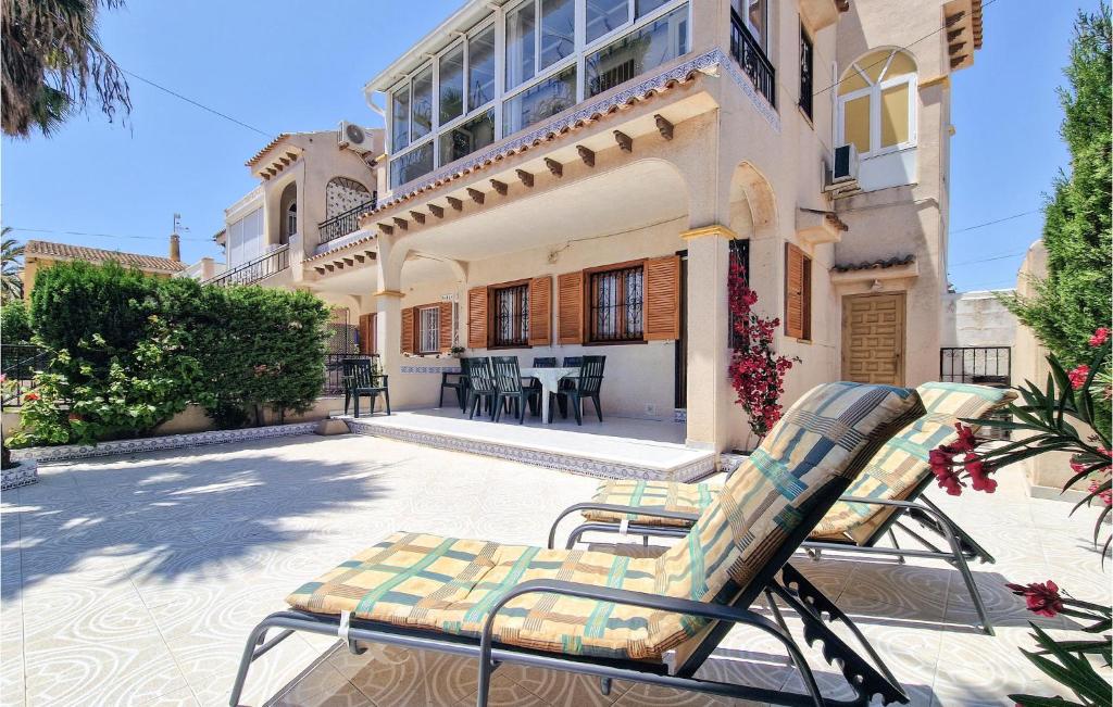 Beach Front Home In Torrevieja With Wifi