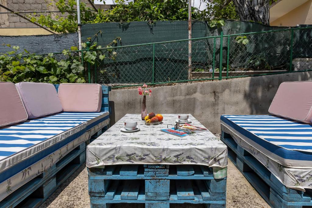 Fotografia z galérie ubytovania Sunny Garden Apartments Ana v destinácii Makarska