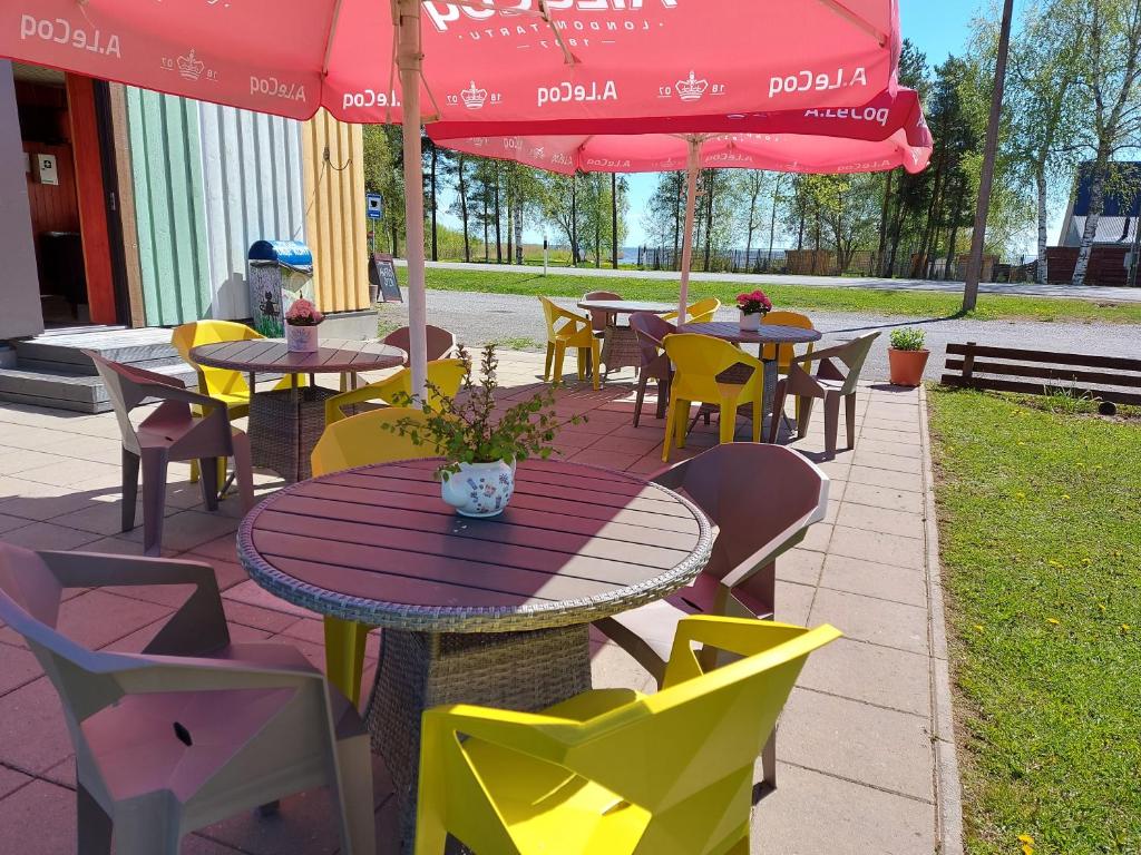 Restaurace v ubytování Kalmaküla kämpingud