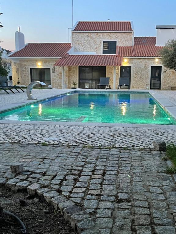 Bazén v ubytování Casa do Sol nebo v jeho okolí