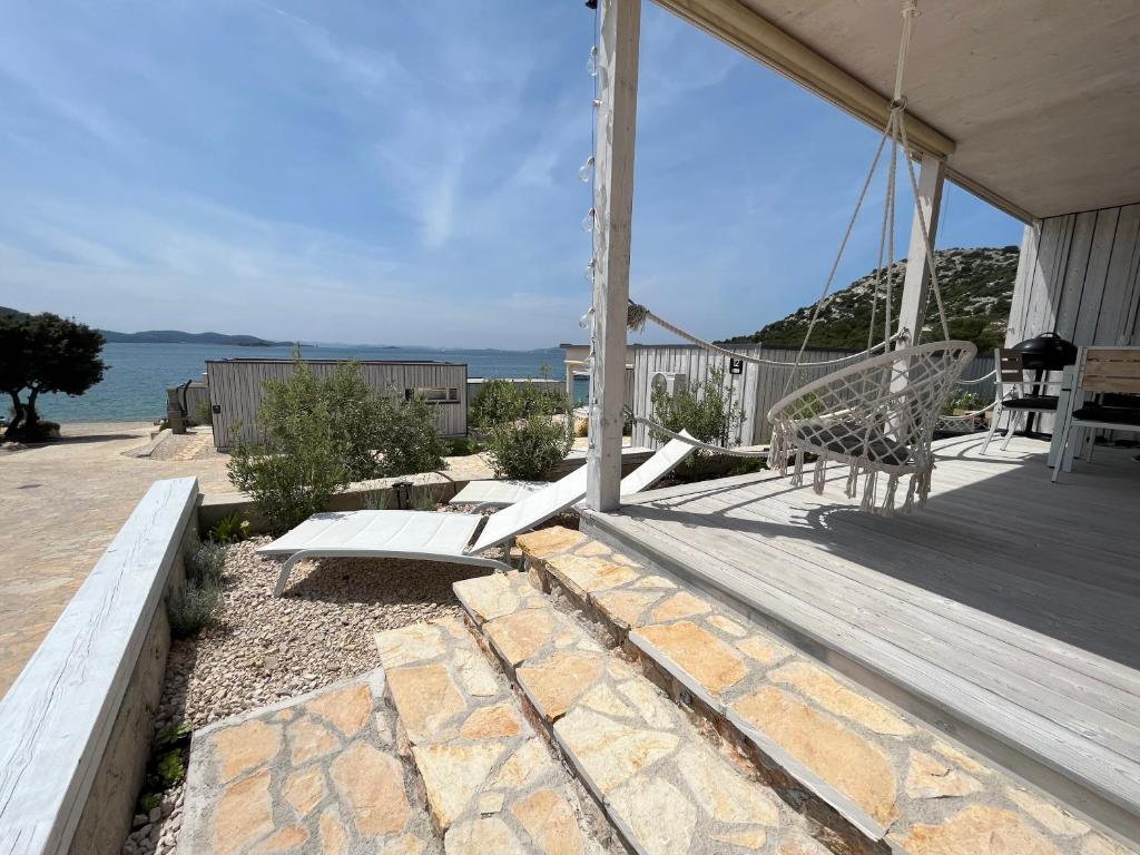 BUQEZ ECO RESORT - Beach Villas 2 and 8 - Seaview, new wifi! - Casa De Dos Dormitorios