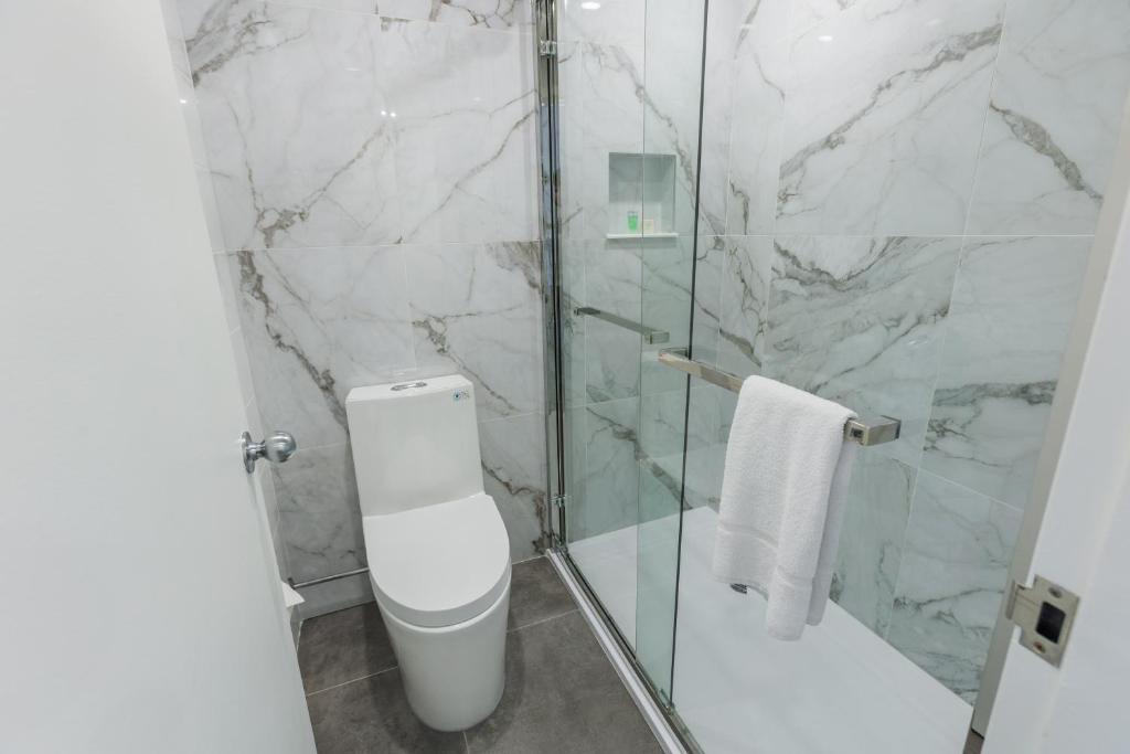 Travelodge by Wyndham Quebec City Hotel & Convention Centre - Resim 43