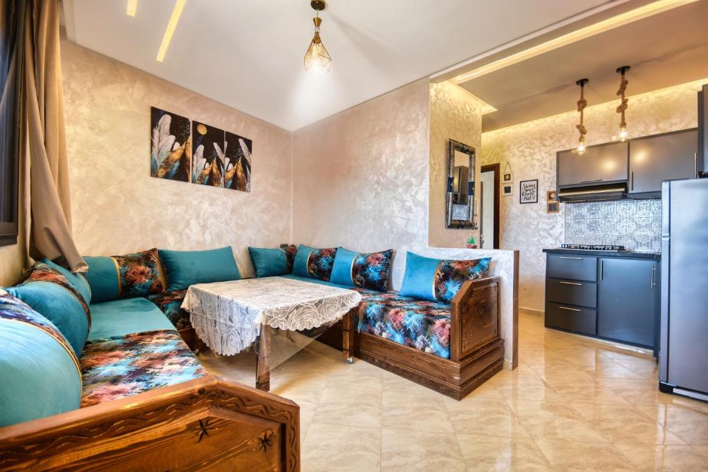 Kuchyň nebo kuchyňský kout v ubytování imsouane bleu bay house