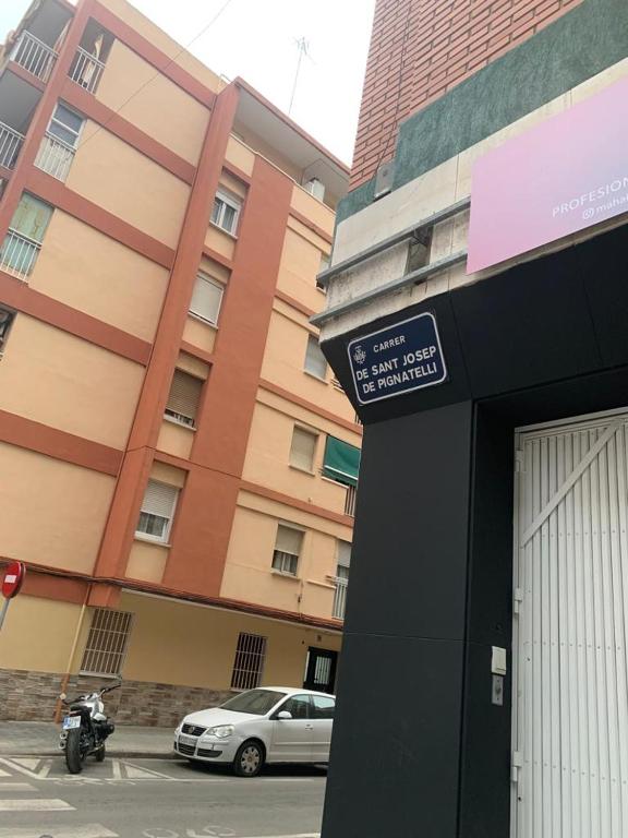 Habitación individual, Valencia – Updated 2023 Prices