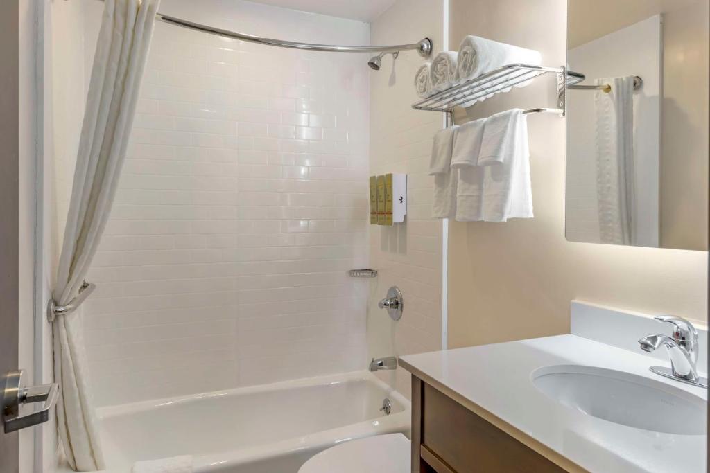 Best Western Brooklyn-Coney Island Inn photo