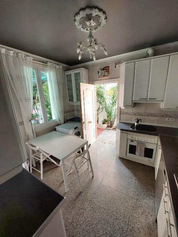 N1 Casa de Madrid - greenpeace line - Resim 30