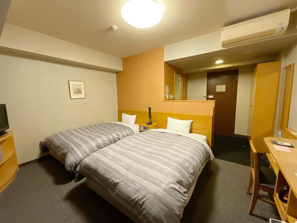 Hotel Route-Inn Aizuwakamatsu - Comfort Tweepersoonskamer - Roken