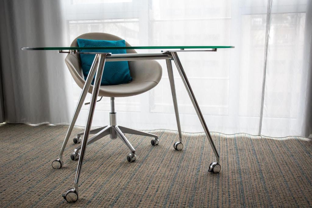 Courtyard by Marriott Cologne - Resim 15