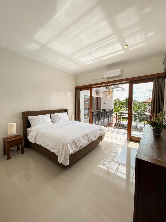 James Guest House - 9