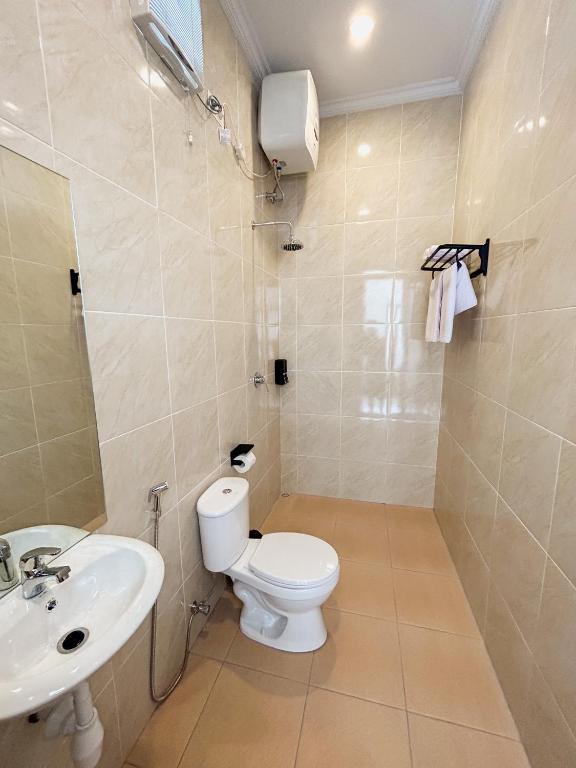 James Guest House - 1