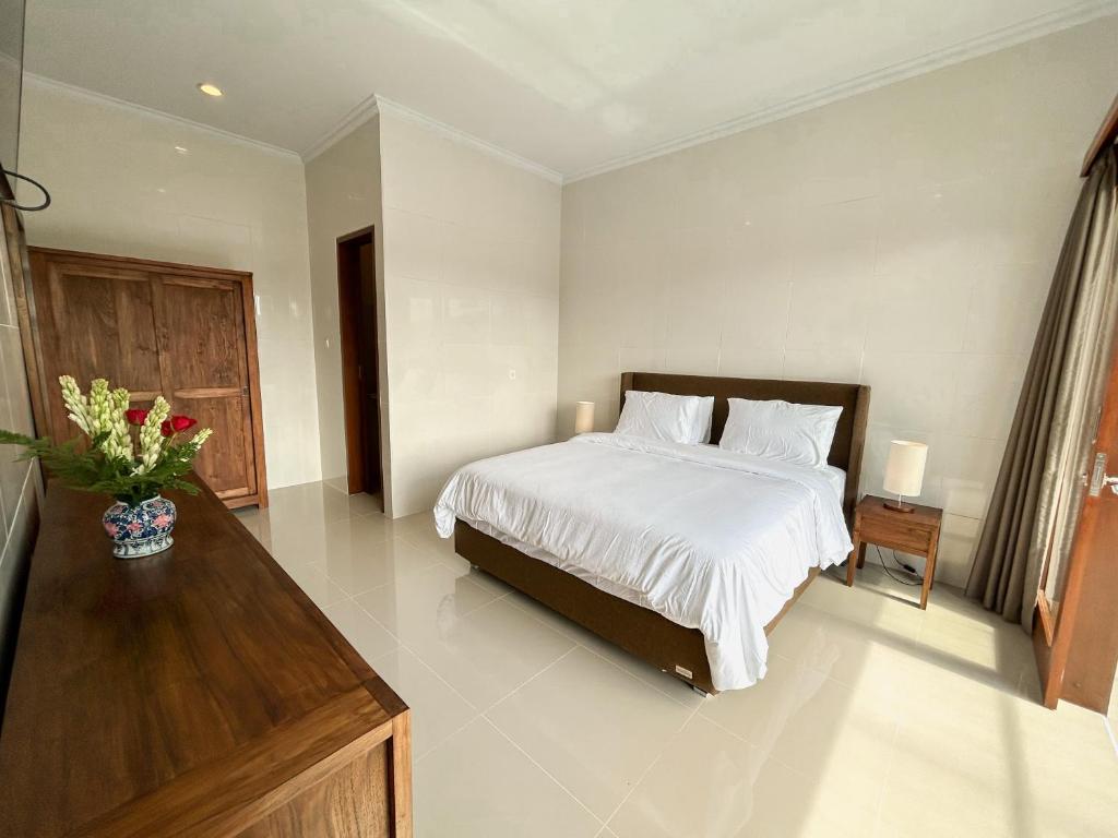 James Guest House - 4