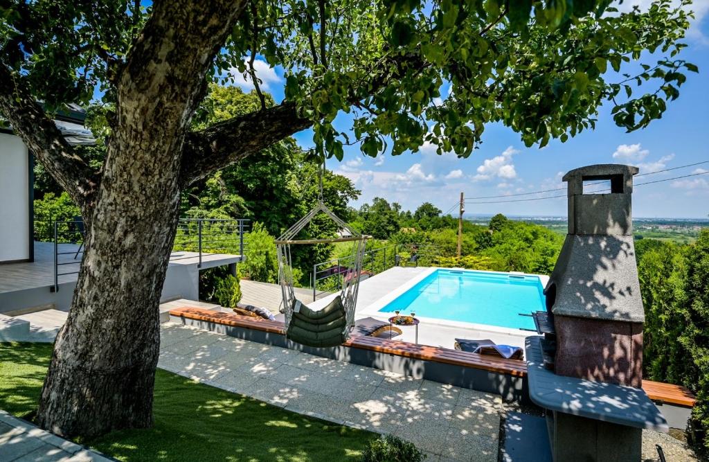 Bazén v ubytovaní Holiday Home Beretinec Hills alebo v jeho blízkosti