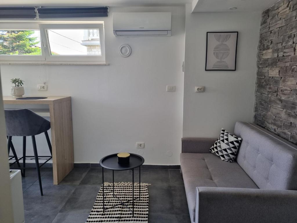 Foto dalla galleria di Apartman David a Šilo