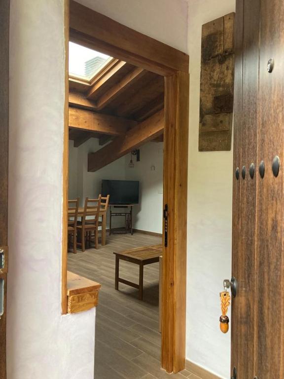 Apartamentos Rurales Casa Lafuente - Apartment With Mountain View