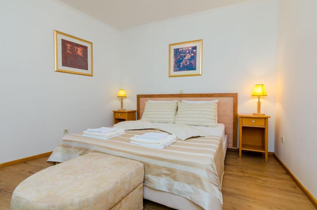 Apartments & Rooms V&M - 18