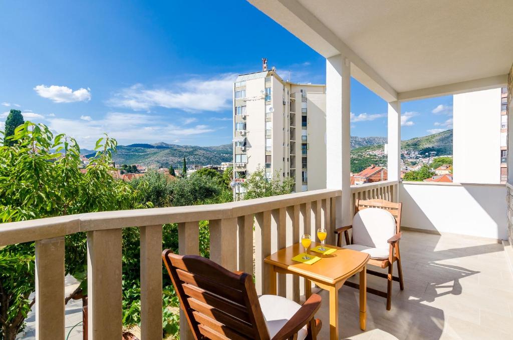 Apartments & Rooms V&M - 3