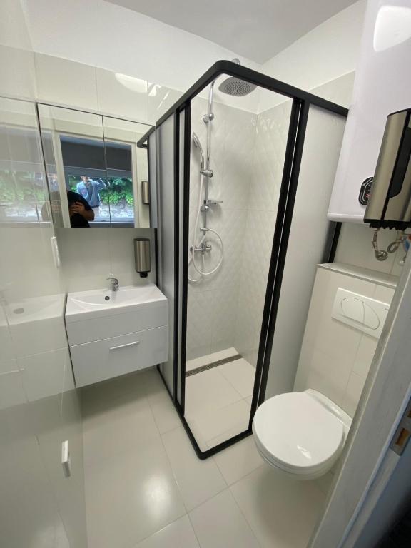 Koupelna v ubytování Kinizsi Udvar Apartmanház