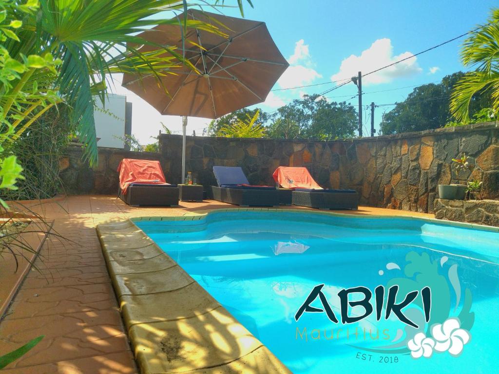 Bazén v ubytování Maya-Abiki Mauritius nebo v jeho okolí