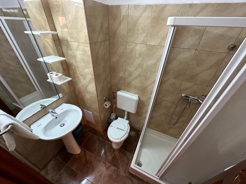 Koupelna v ubytování Hostel Stefania