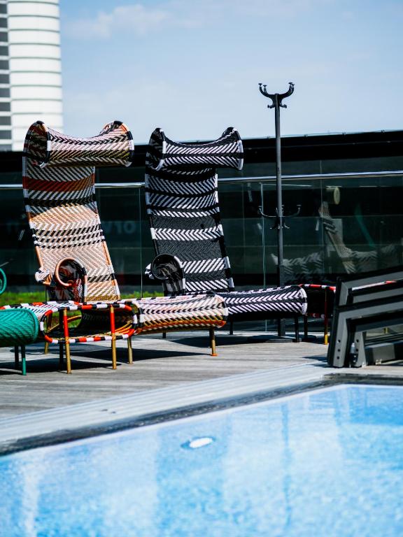 Bazén v ubytování Clarion Hotel Arlanda Airport Terminal nebo v jeho okolí